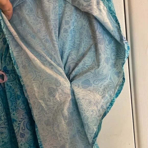 Disney Shirt/ cover up elastic drawstring at waist M/L Hidden Mickey Heads - Picture 7 of 10